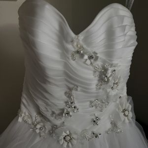 Wedding dress